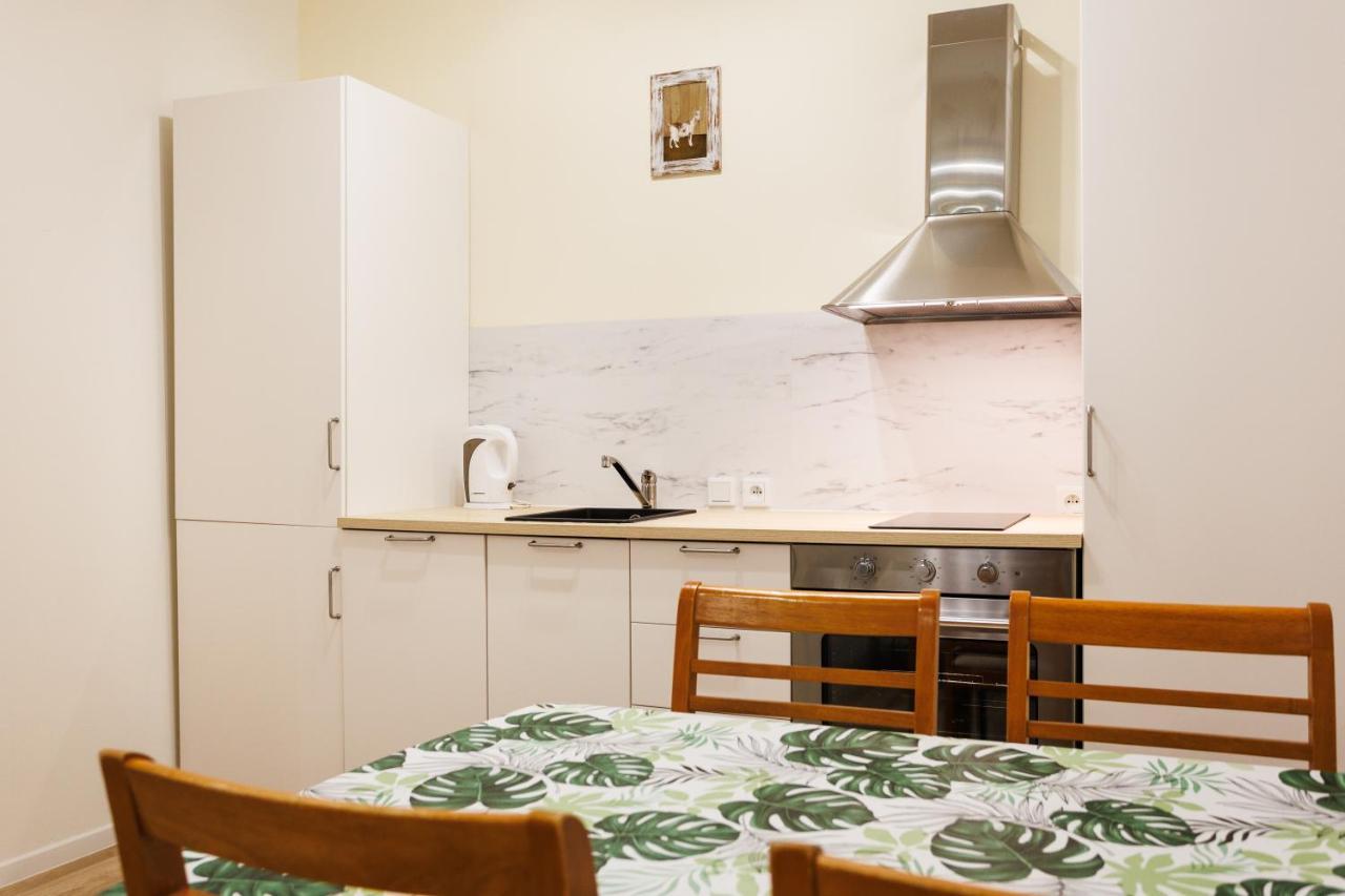 Appartement Of The Kings-edith